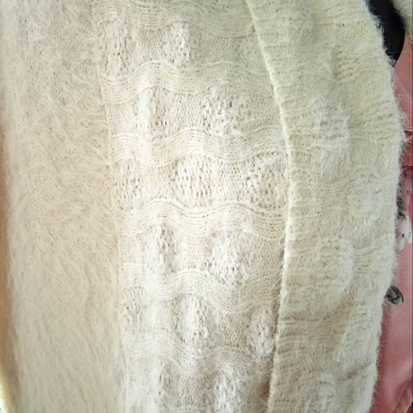 MinKas Cozy and Fuzzy Cream Open Front Long Fringed Cardigan Sweater - Picture 6 of 8